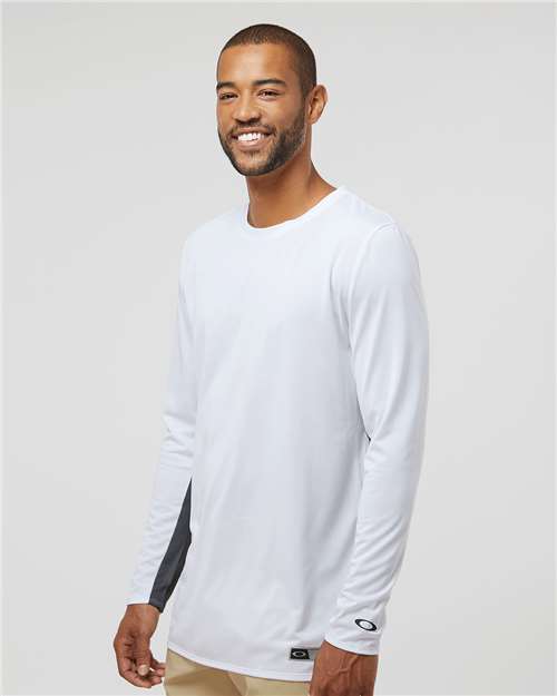 Oakley Men's Team Issue Hydrolix Long Sleeve T-Shirt FOA402992