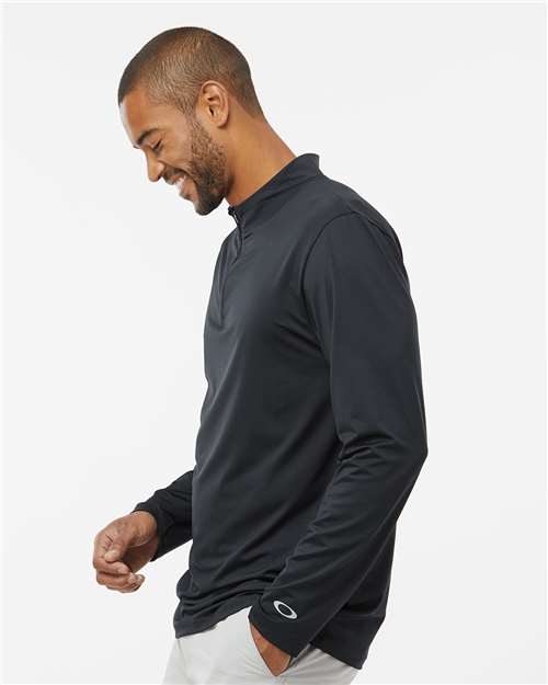 Oakley Men's Team Issue Podium Quarter-Zip Pullover FOA402997