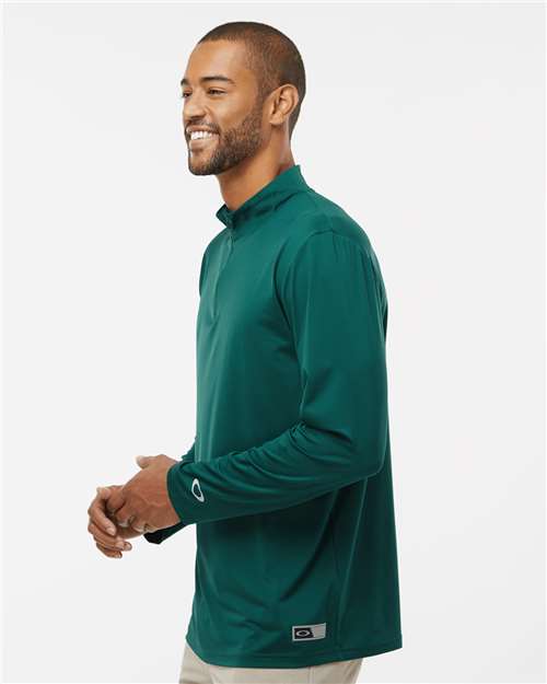 Oakley Men's Team Issue Podium Quarter-Zip Pullover FOA402997