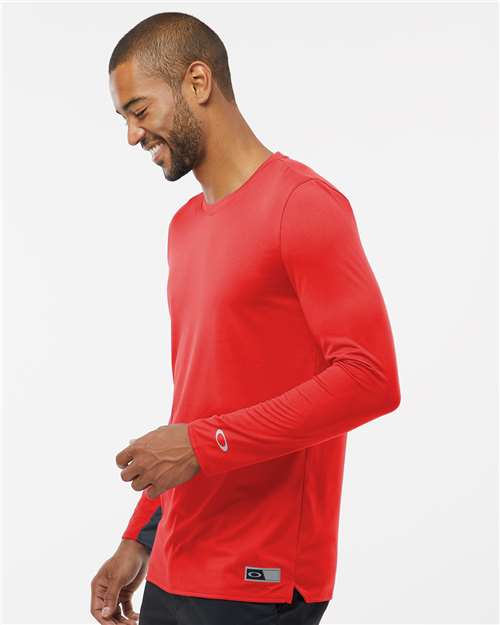 Oakley Men's Team Issue Hydrolix Long Sleeve T-Shirt FOA402992